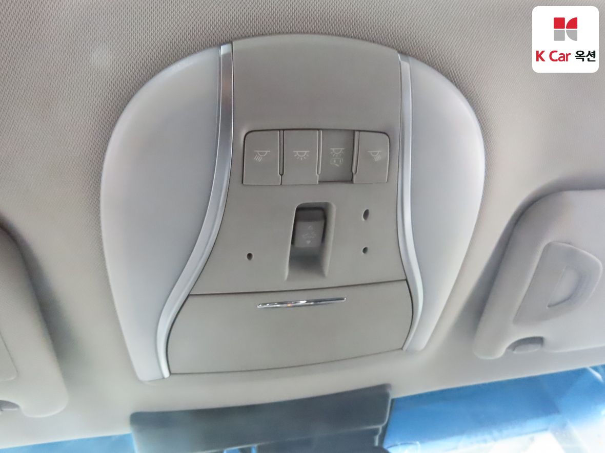 Infiniti M37 2011 - Image 12