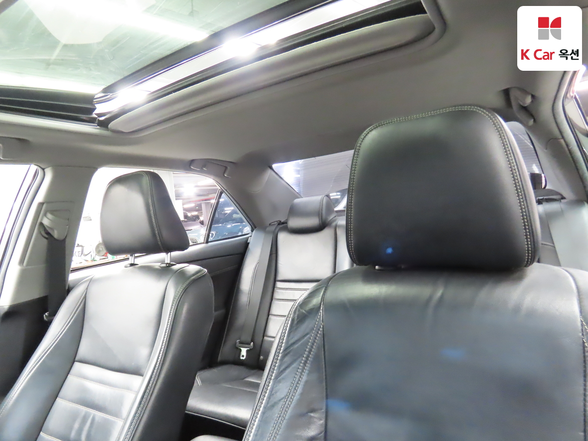 تويوتا كامري 2015 - صورة 19