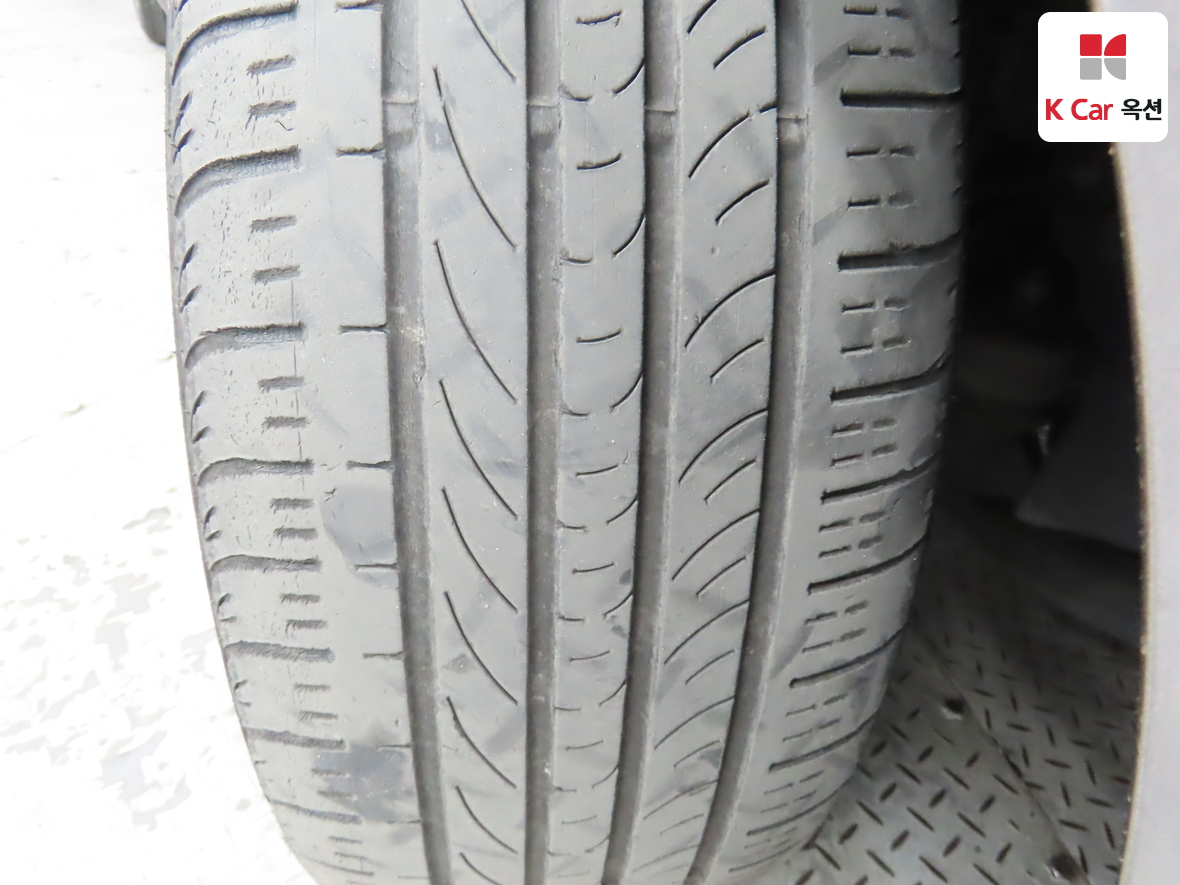 تويوتا كامري 2015 - صورة 34