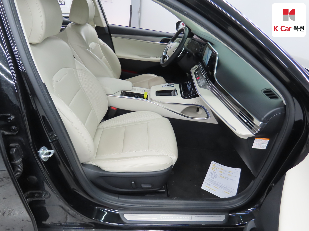 Hyundai Grandeur 2023 - Image 31