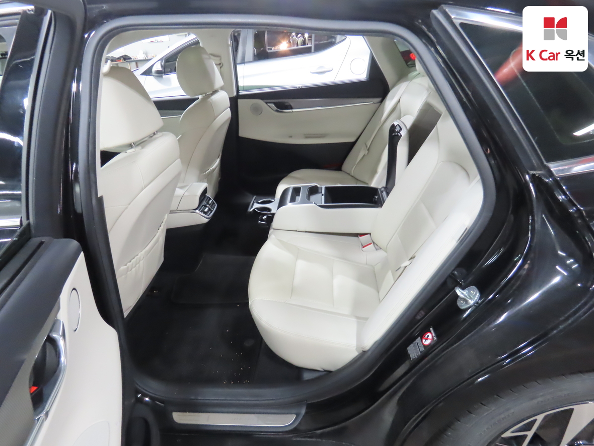 Hyundai Grandeur 2023 - Image 24