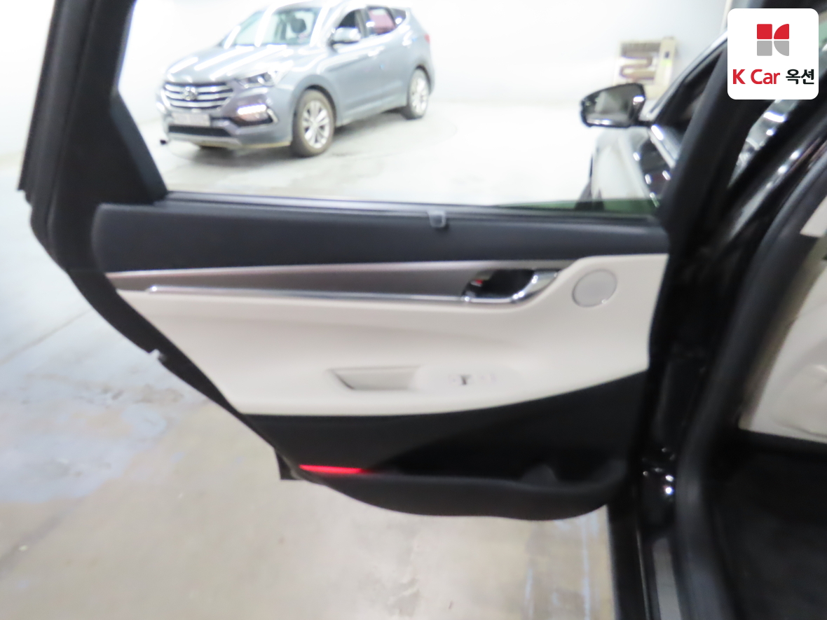 Hyundai Grandeur 2023 - Image 23