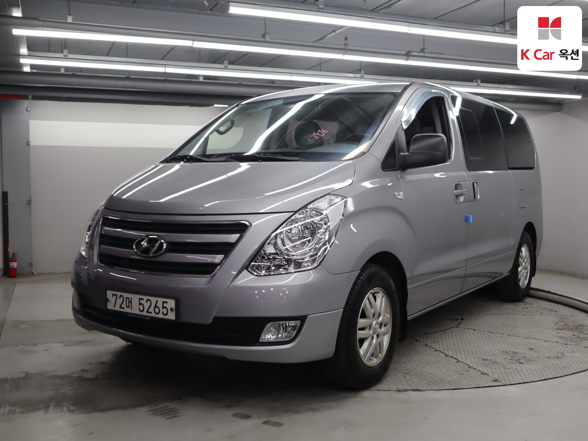 هيونداي جراند ستاريكس 2017 - صورة 1