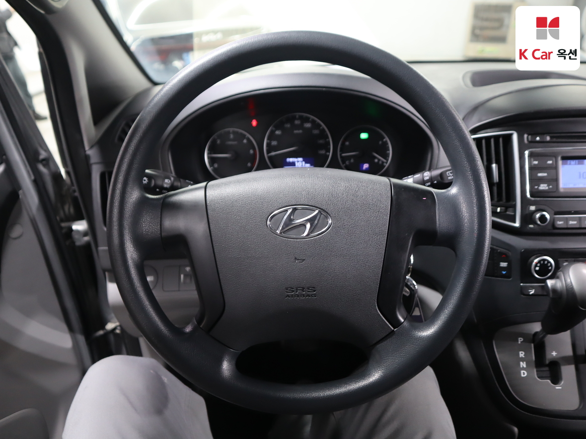 هيونداي جراند ستاريكس 2017 - صورة 10