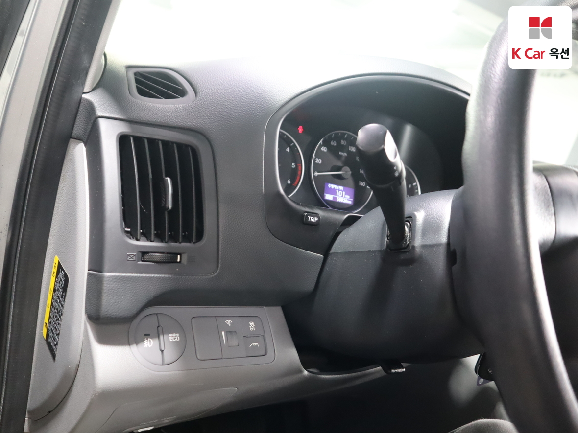 هيونداي جراند ستاريكس 2017 - صورة 9