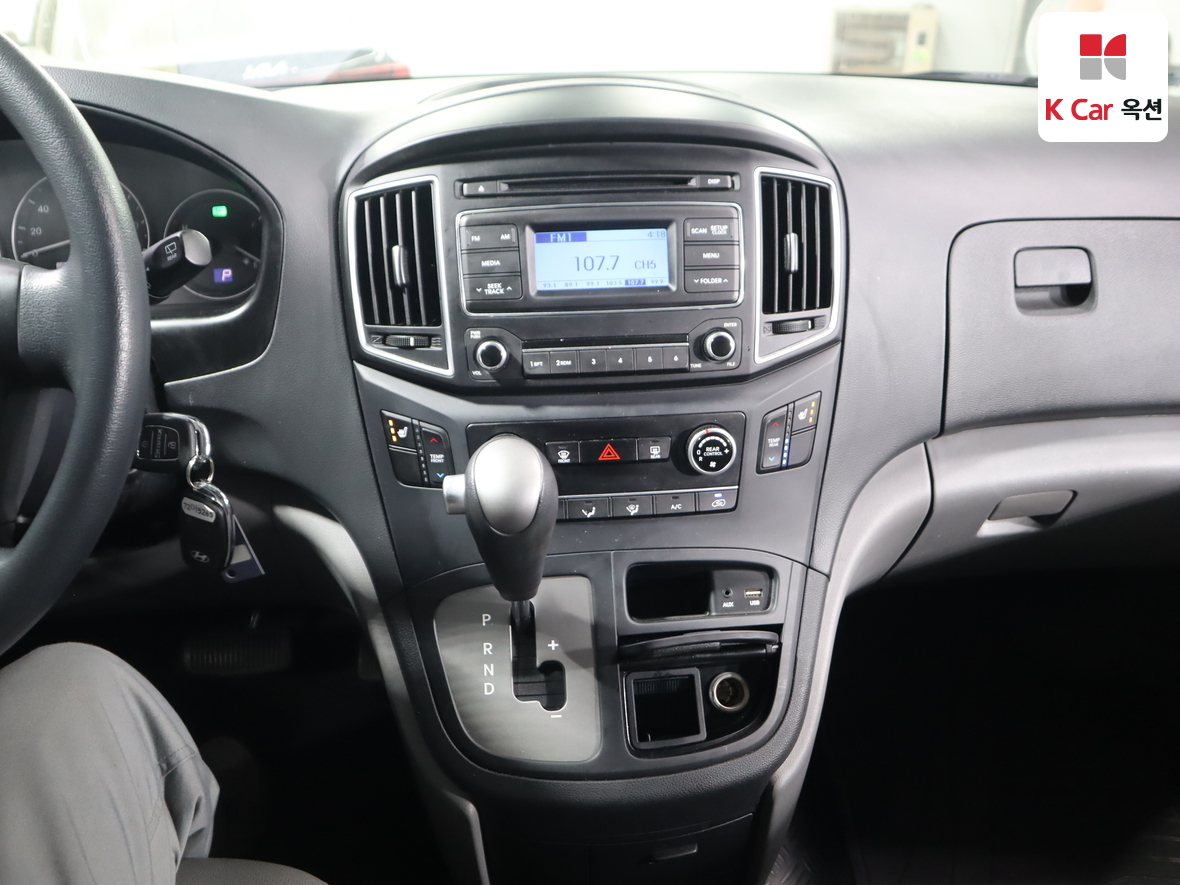 هيونداي جراند ستاريكس 2017 - صورة 6