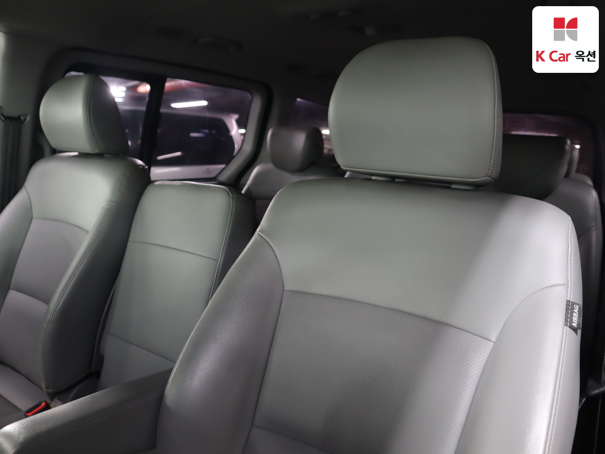 هيونداي جراند ستاريكس 2017 - صورة 18