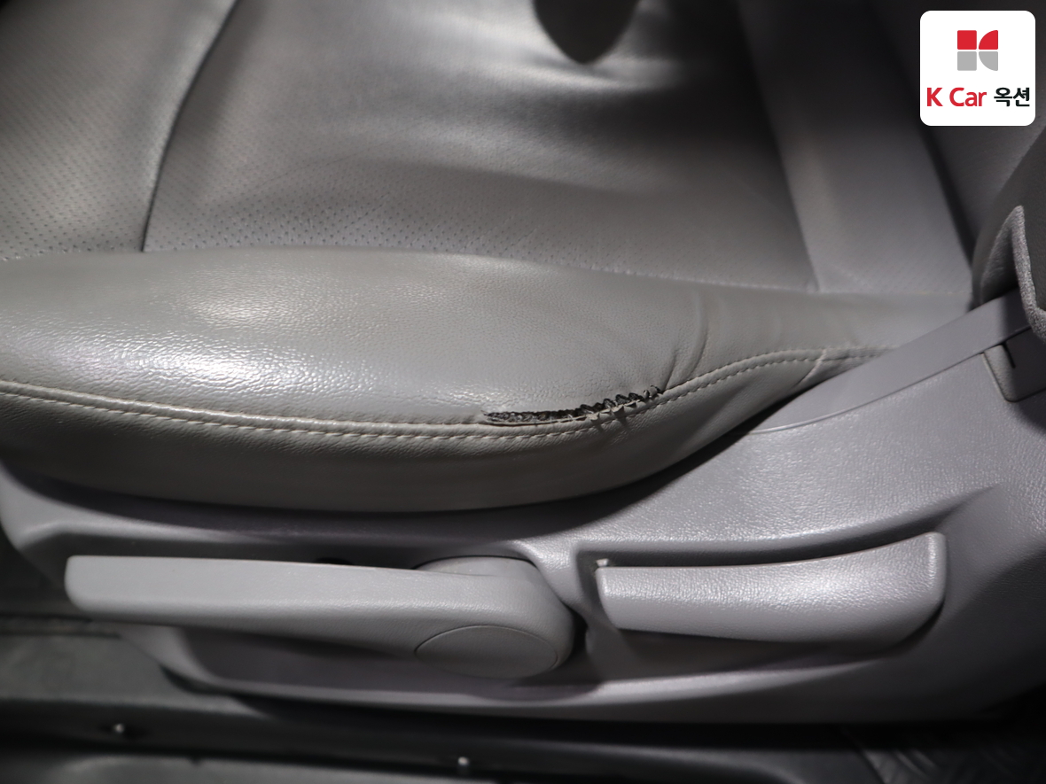 هيونداي جراند ستاريكس 2017 - صورة 19