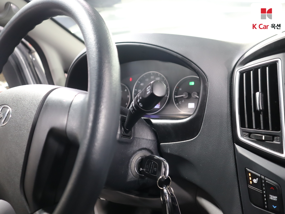 هيونداي جراند ستاريكس 2017 - صورة 11