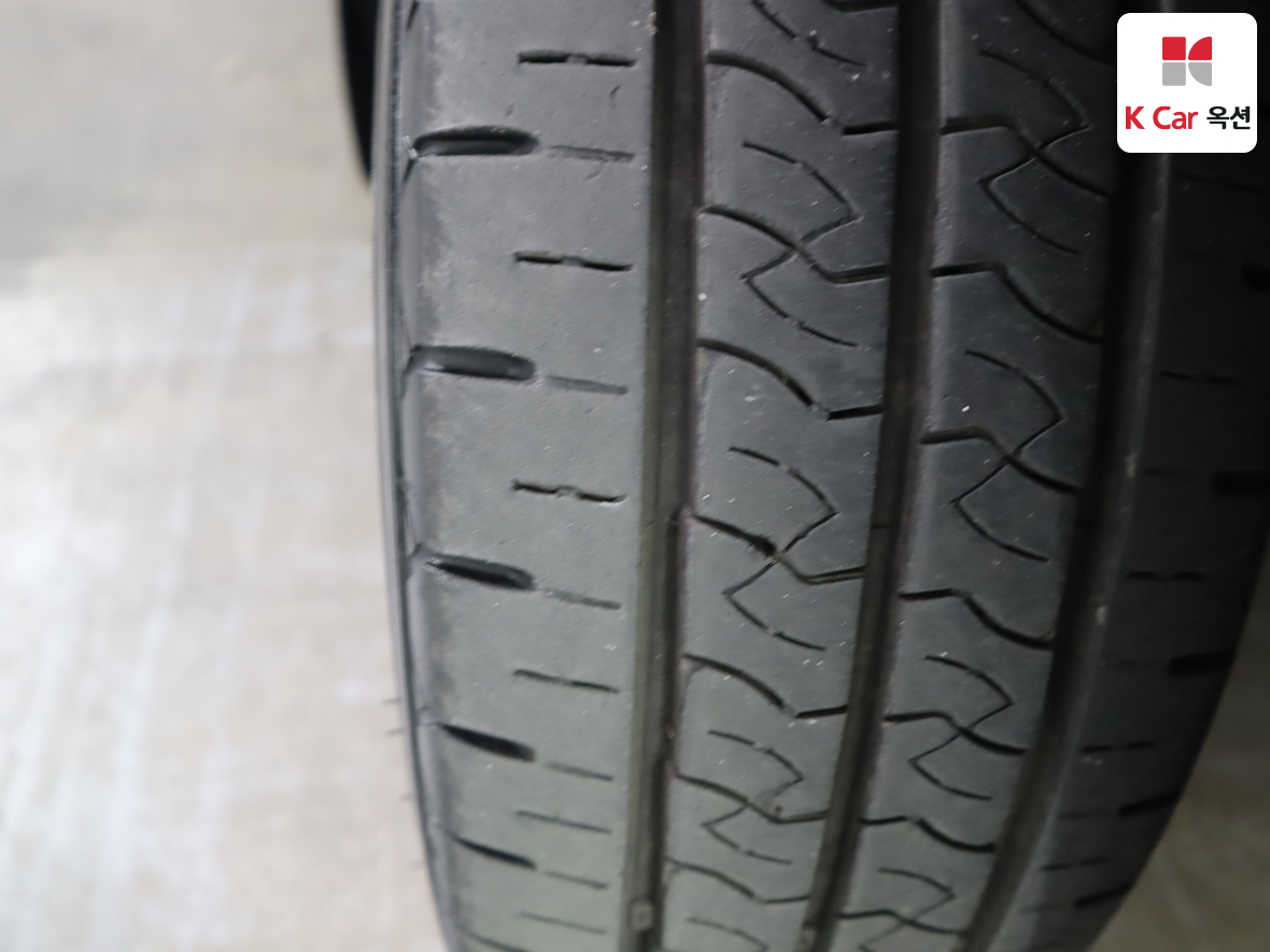 هيونداي جراند ستاريكس 2017 - صورة 30