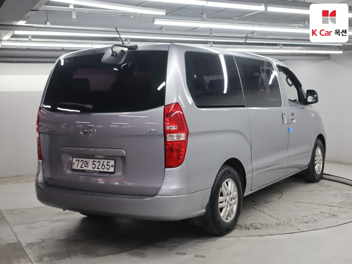 هيونداي جراند ستاريكس 2017 - صورة 2