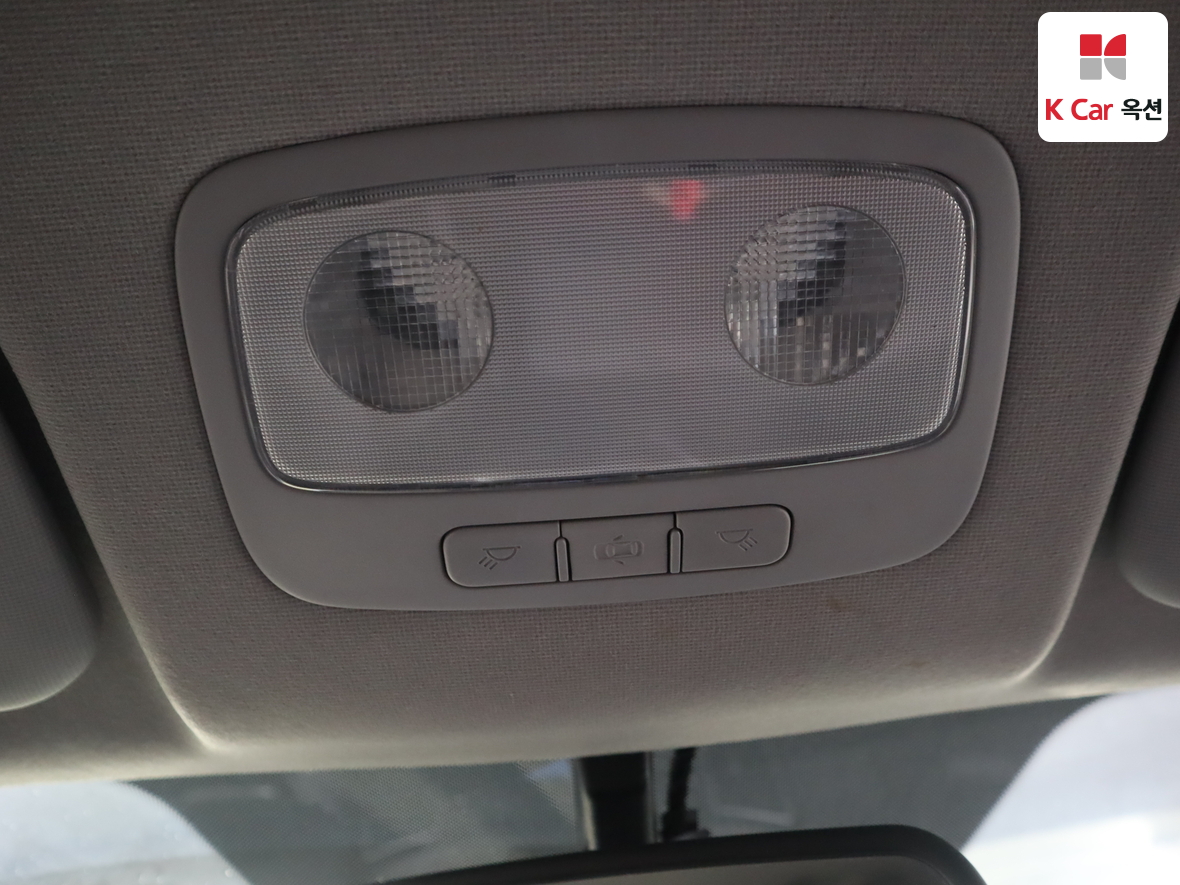 هيونداي جراند ستاريكس 2017 - صورة 12