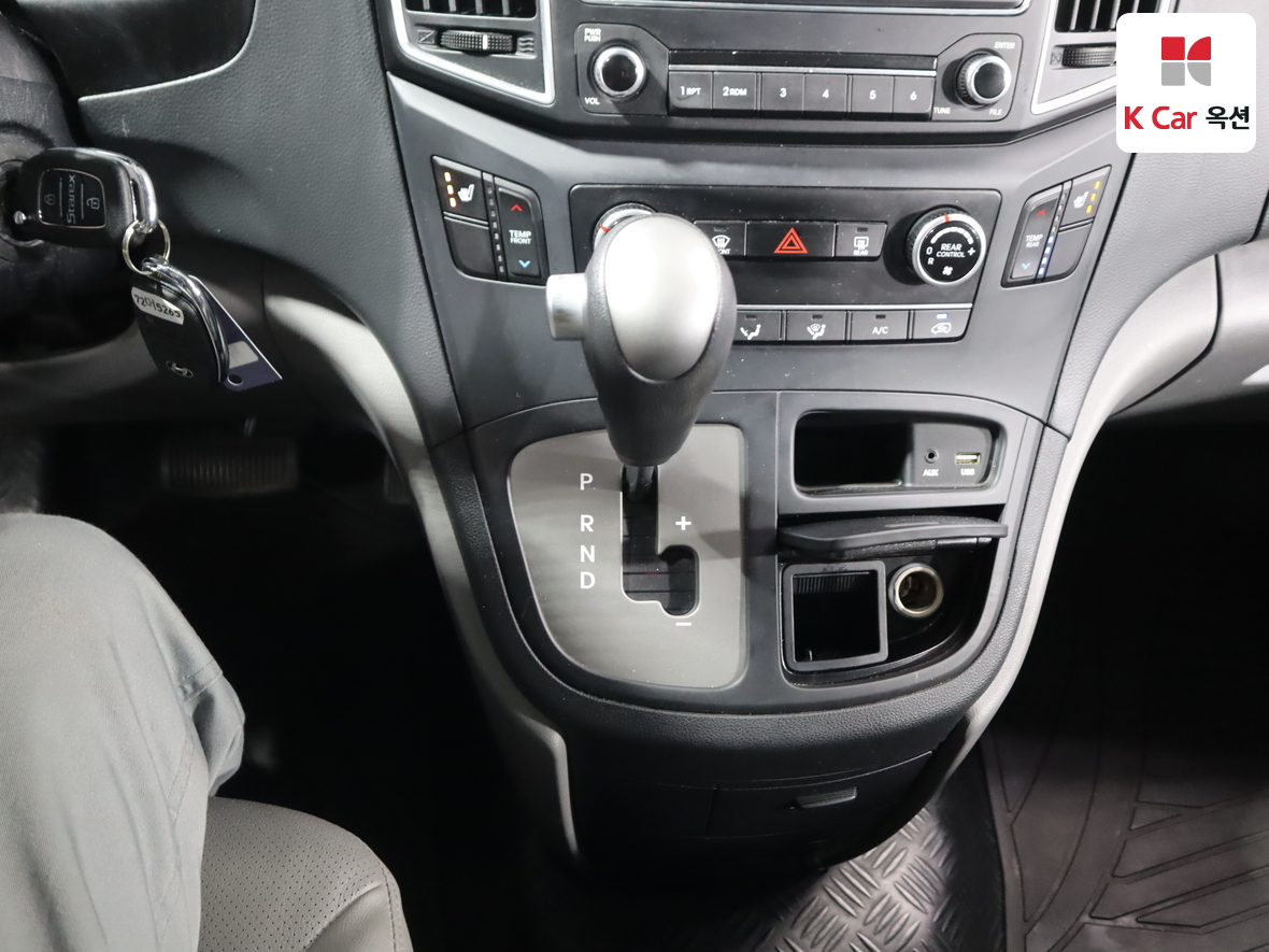 هيونداي جراند ستاريكس 2017 - صورة 16