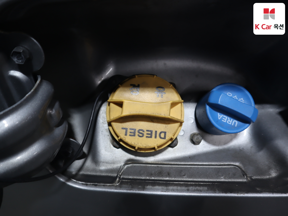 هيونداي جراند ستاريكس 2017 - صورة 23