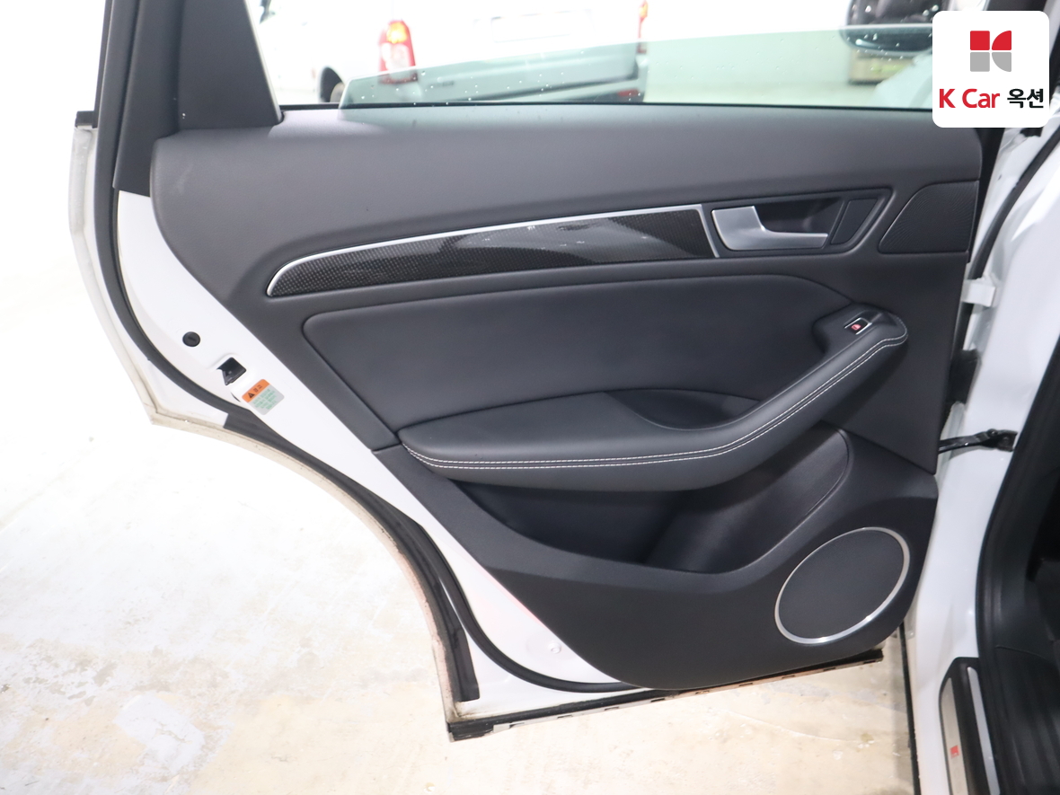 Audi SQ5 2014 - Image 24