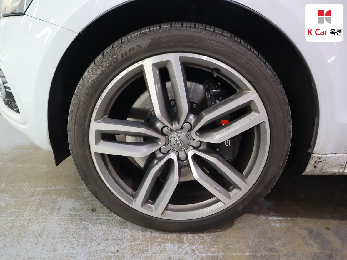 Audi SQ5 2014 - Image 48