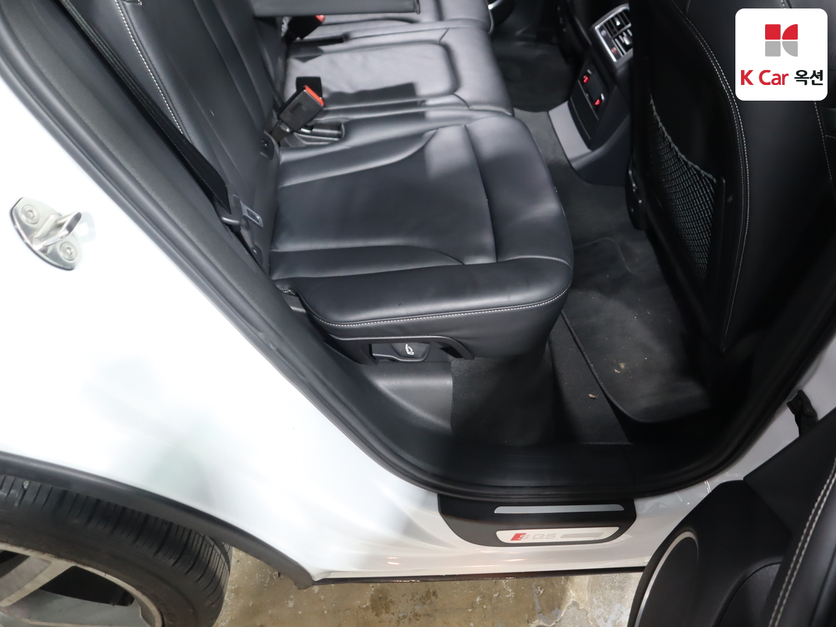 Audi SQ5 2014 - Image 33