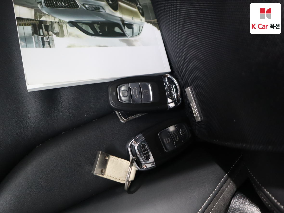 Audi SQ5 2014 - Image 17