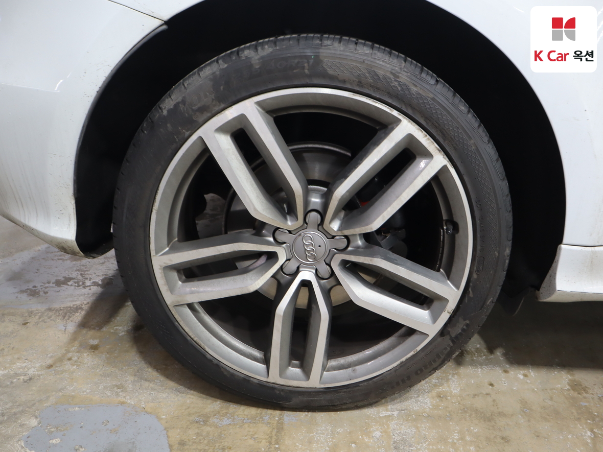 Audi SQ5 2014 - Image 50