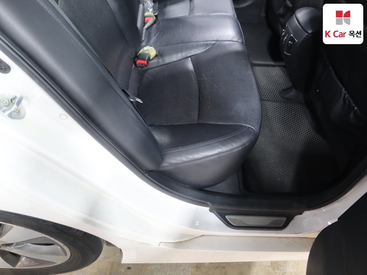 Hyundai Sonata 2012 - Image 31