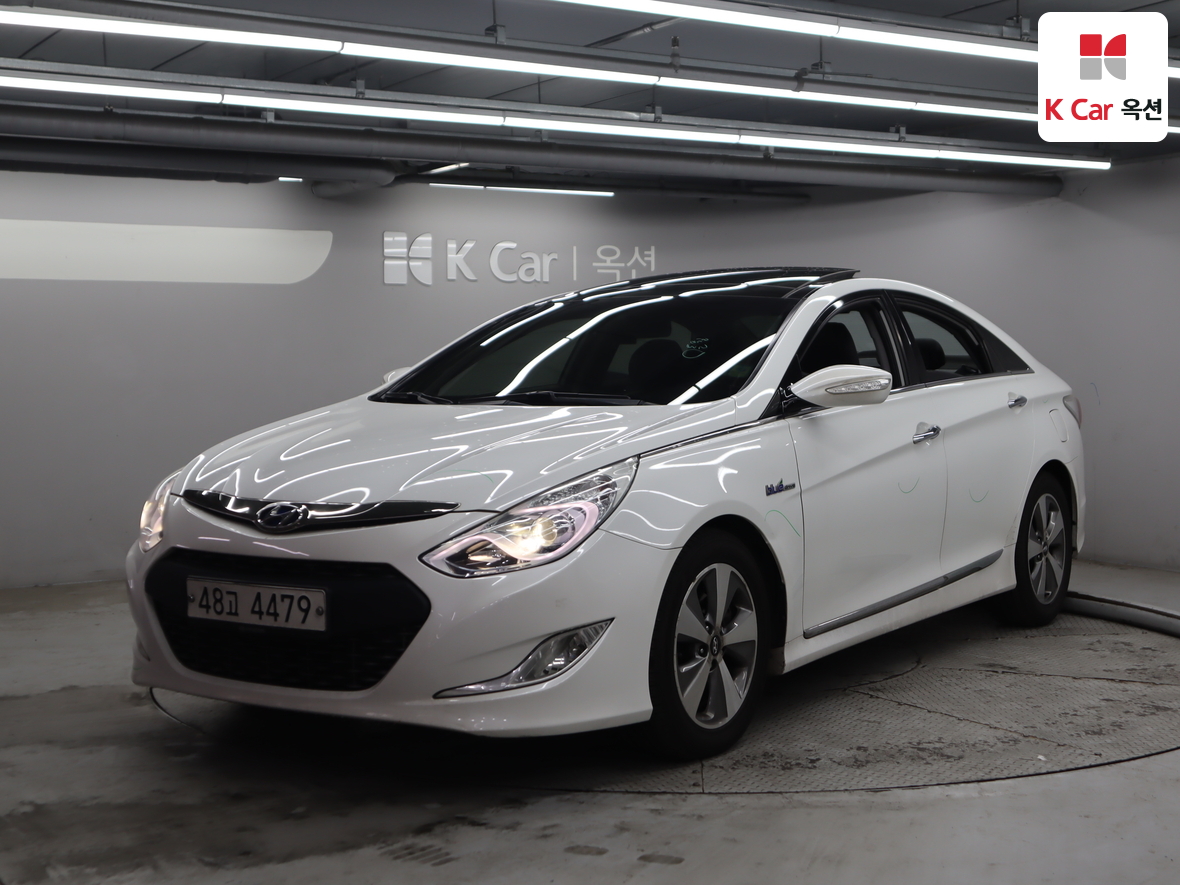 Hyundai Sonata 2012 - Image 1