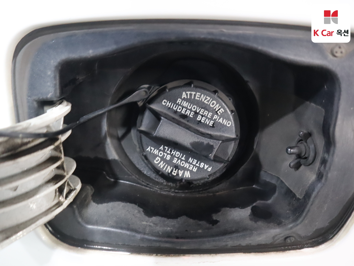 Hyundai Sonata 2012 - Image 28