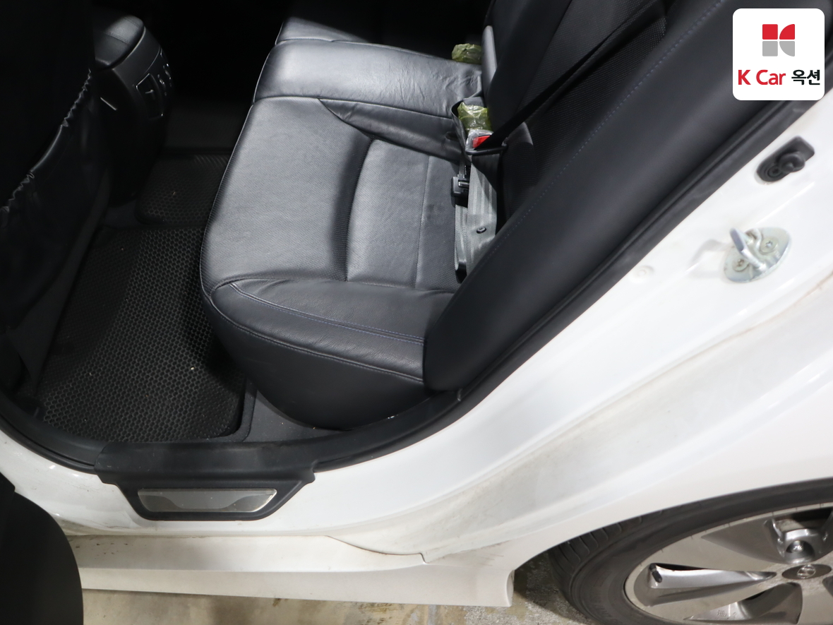 Hyundai Sonata 2012 - Image 27