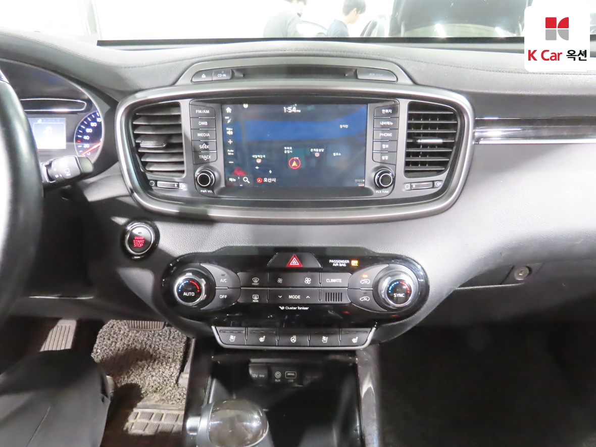 Kia Sorento 2016 - Image 6