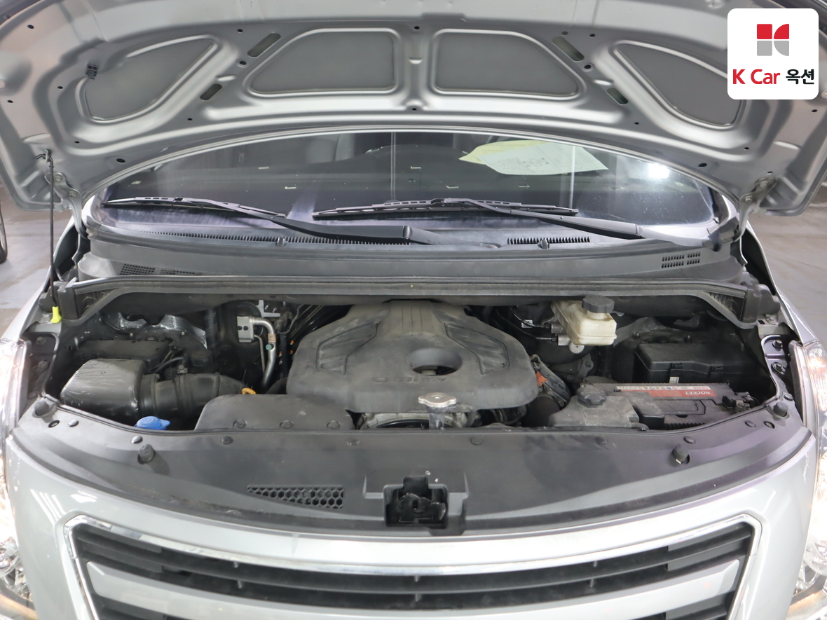 هيونداي جراند ستاريكس 2016 - صورة 32