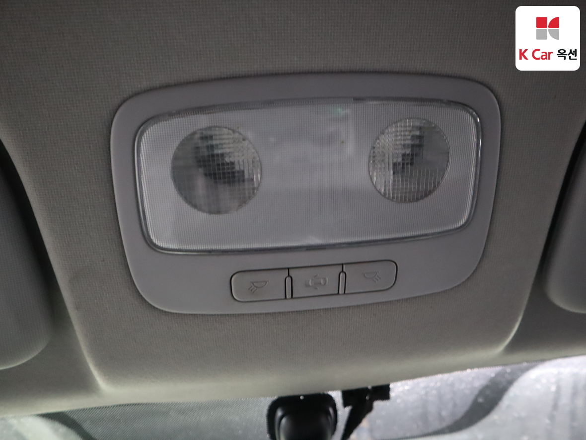 هيونداي جراند ستاريكس 2016 - صورة 12