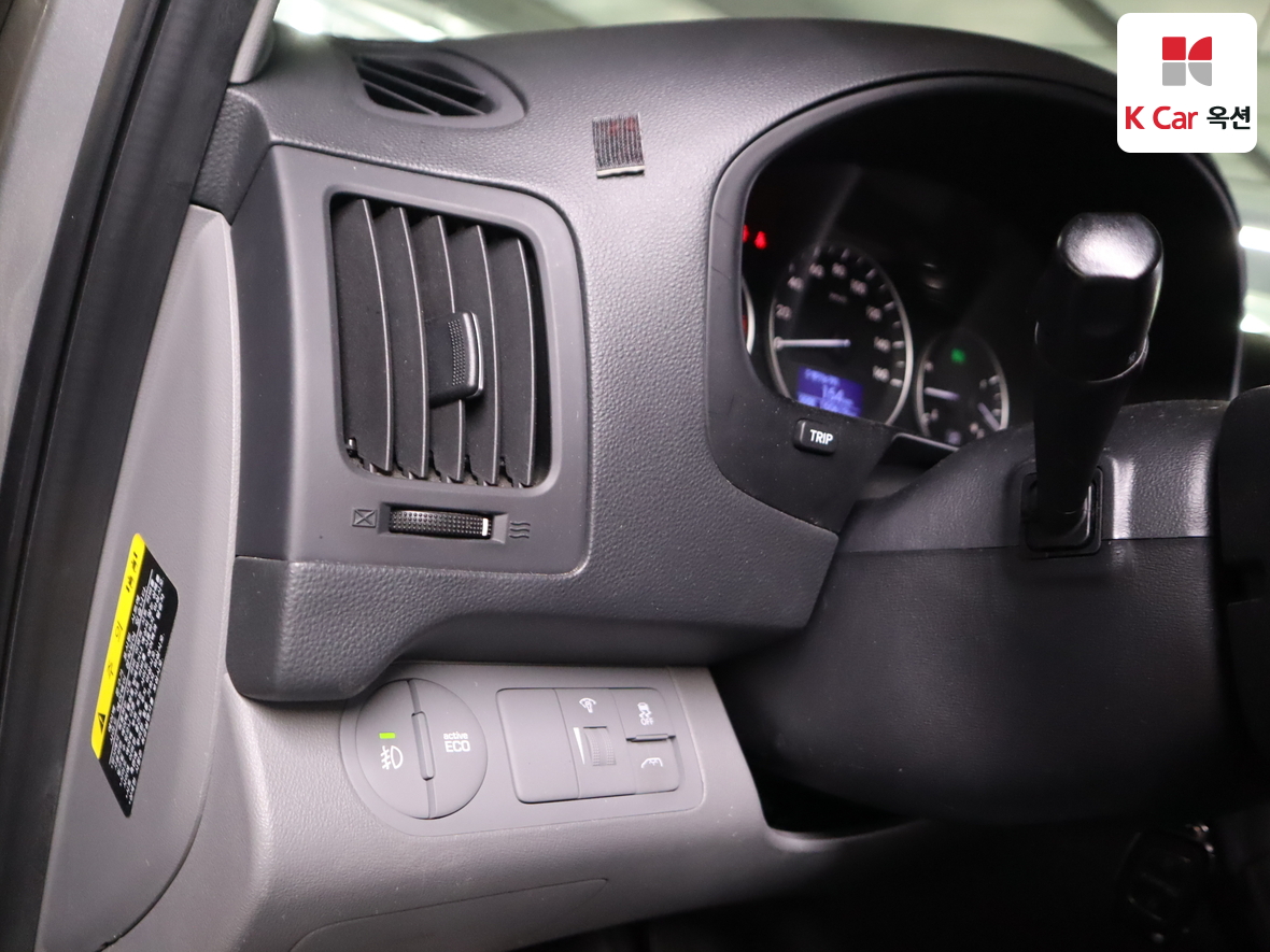 هيونداي جراند ستاريكس 2016 - صورة 9