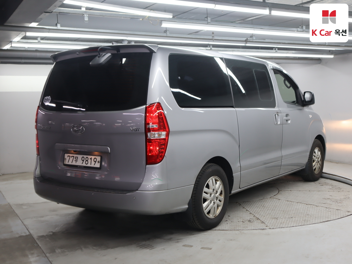 هيونداي جراند ستاريكس 2016 - صورة 2