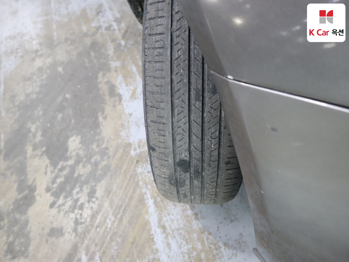 كيا فورتي 2011 - صورة 31