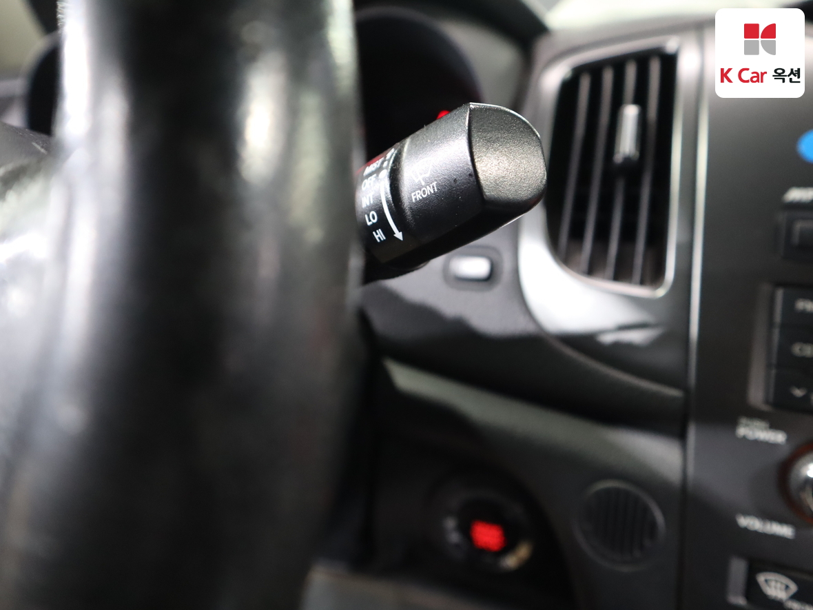 كيا فورتي 2011 - صورة 11