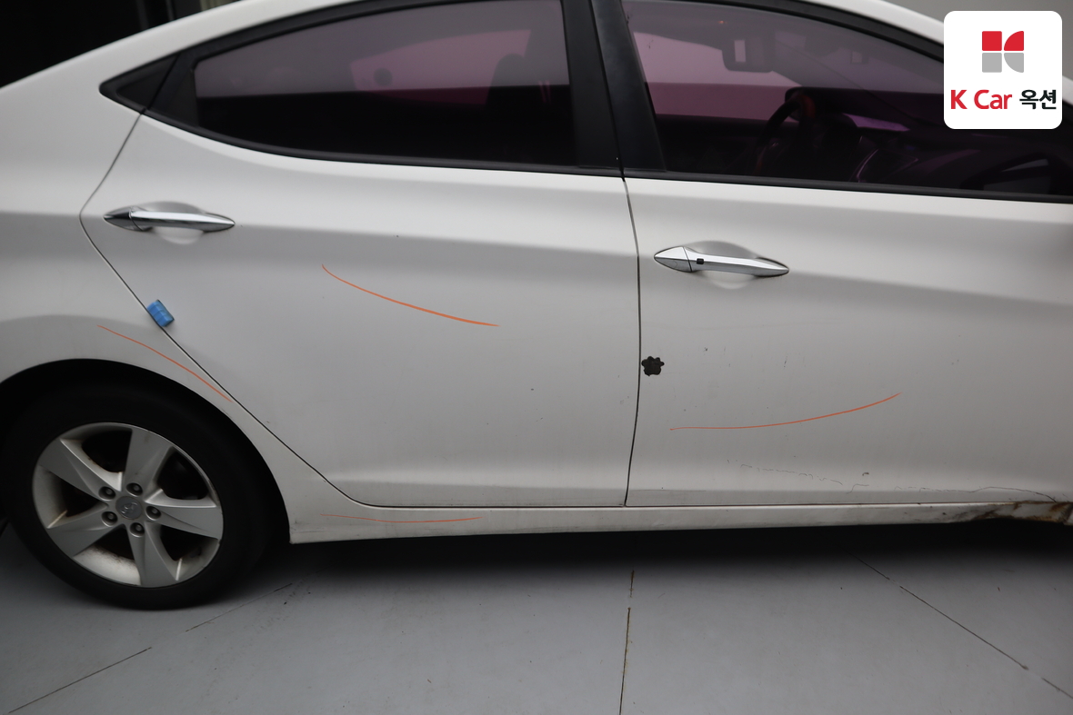 Hyundai Elantra 2012 - Image 38