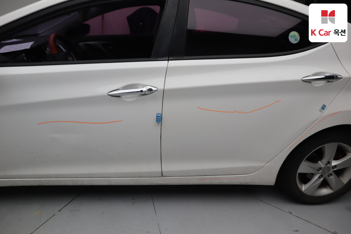 Hyundai Elantra 2012 - Image 44