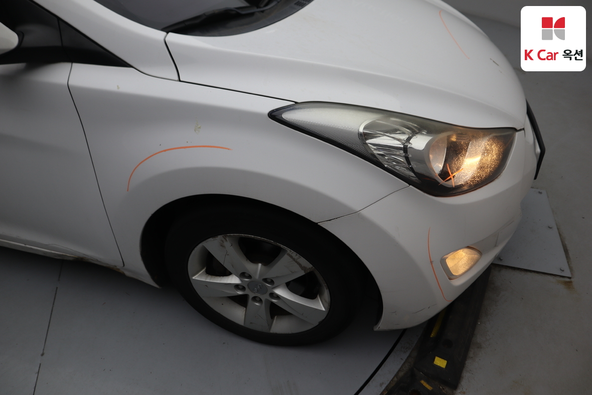Hyundai Elantra 2012 - Image 40