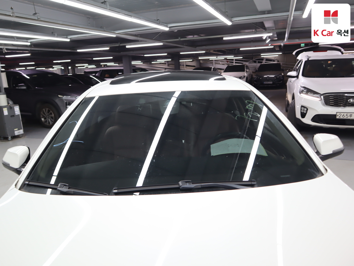 BMW 5 Series 2016 - Image 36