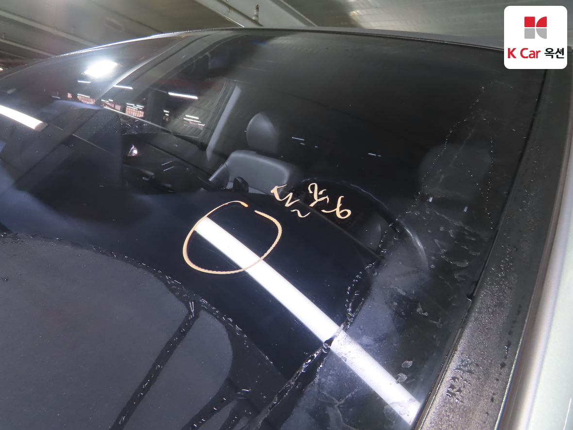 Hyundai Grand Starex 2017 - Image 33