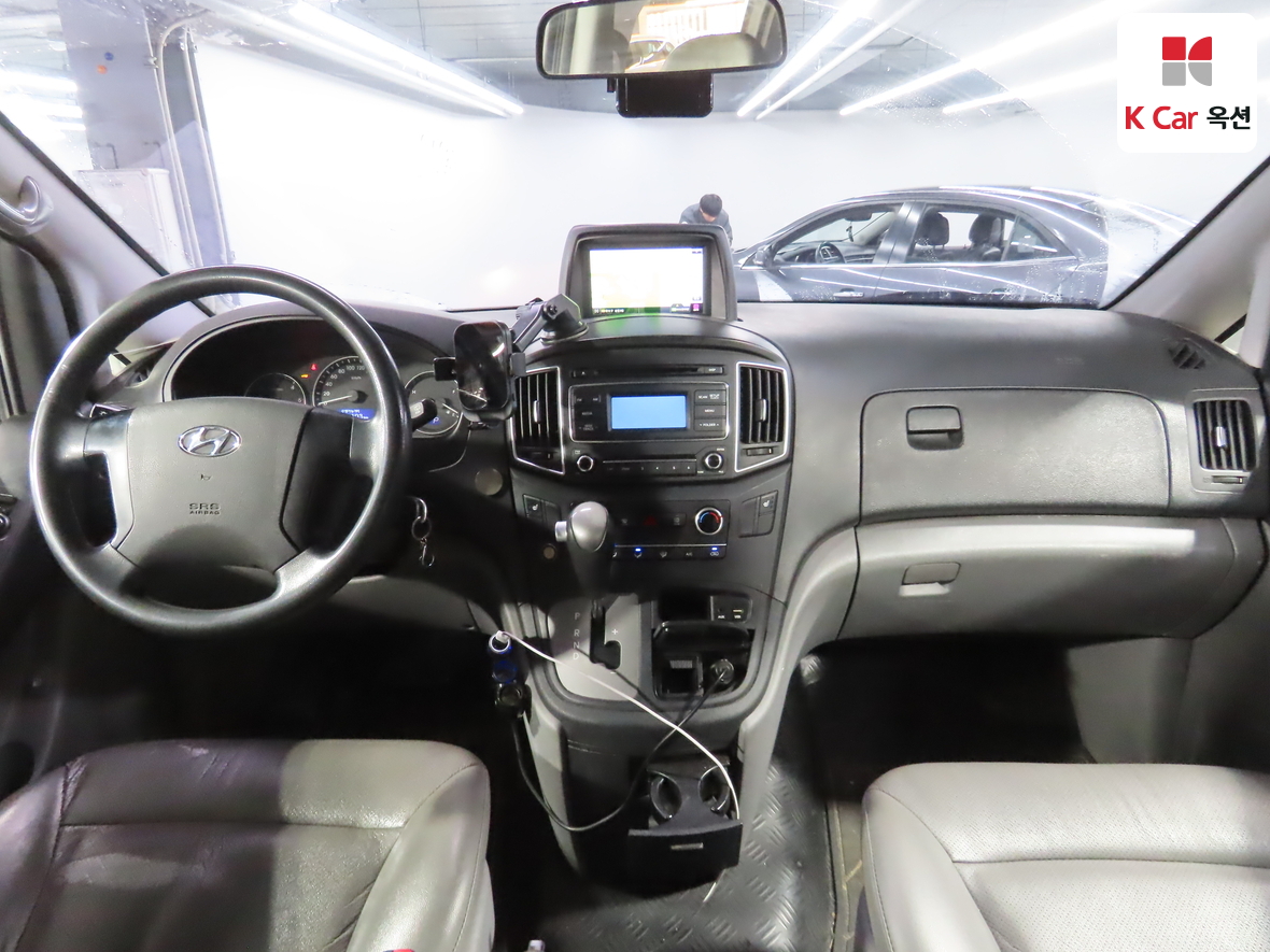 Hyundai Grand Starex 2017 - Image 3