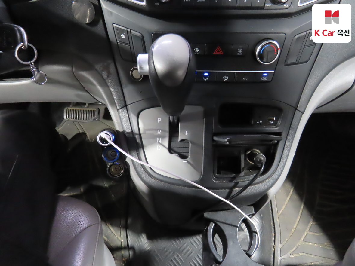 Hyundai Grand Starex 2017 - Image 17