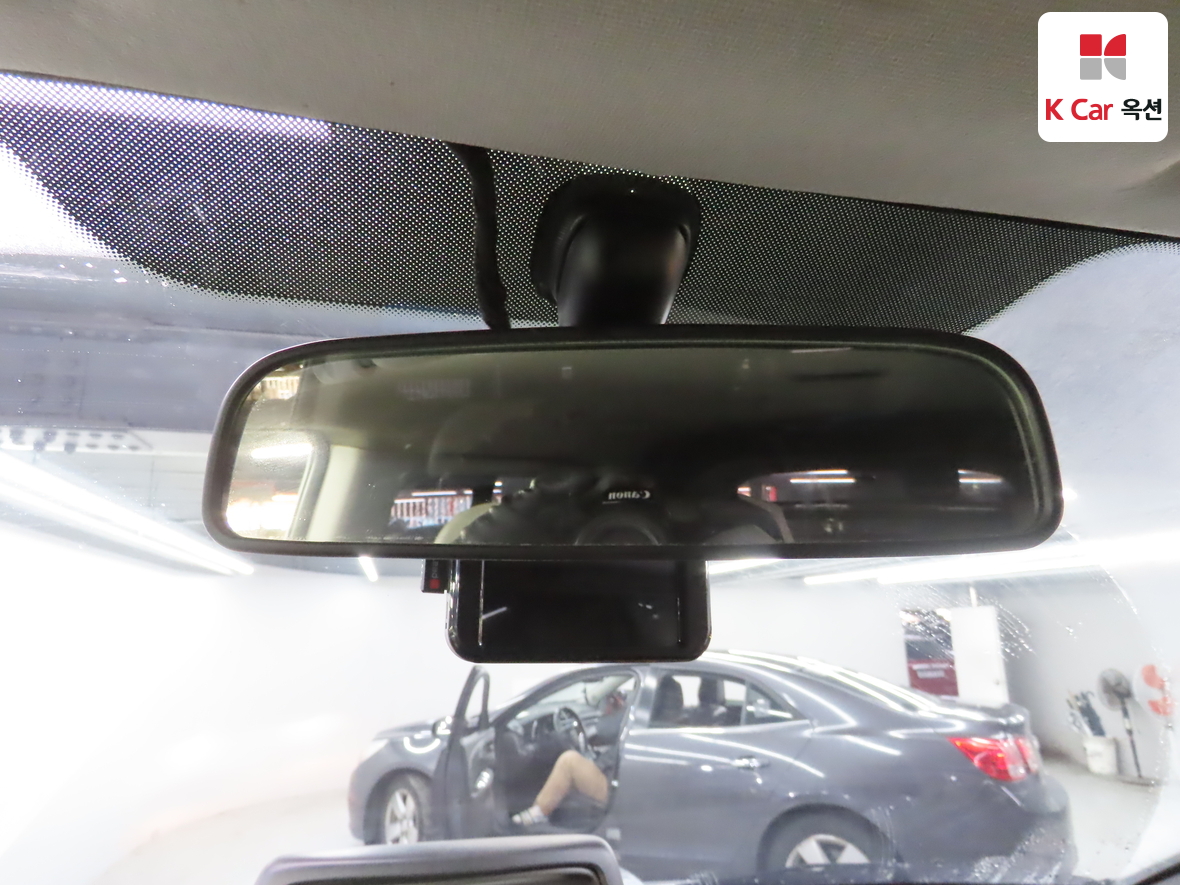 Hyundai Grand Starex 2017 - Image 13