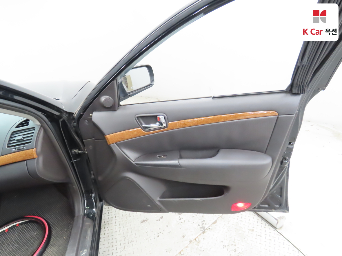 هيونداي سوناتا 2010 - صورة 28