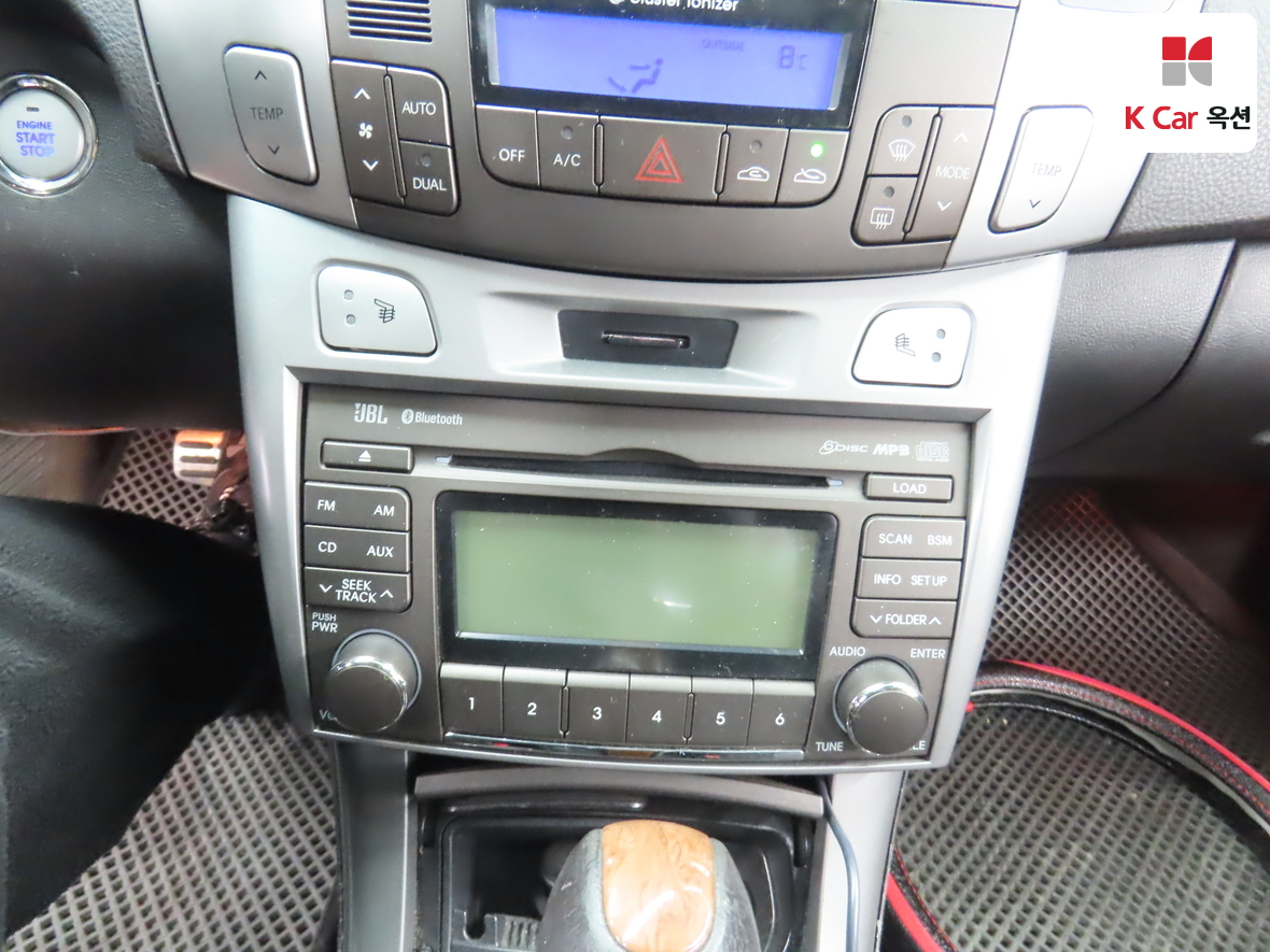 هيونداي سوناتا 2010 - صورة 15