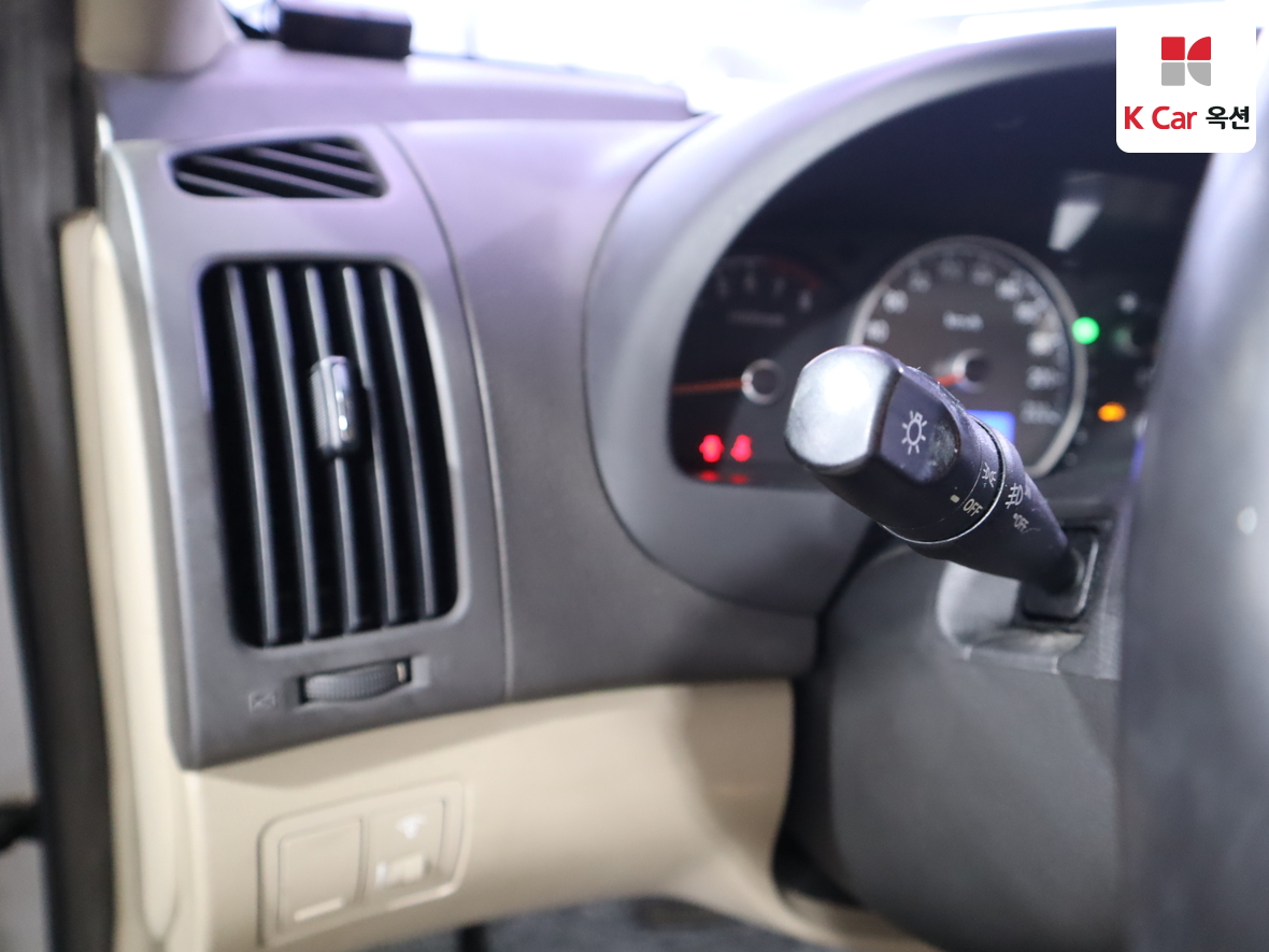 Hyundai Elantra 2007 - Image 9