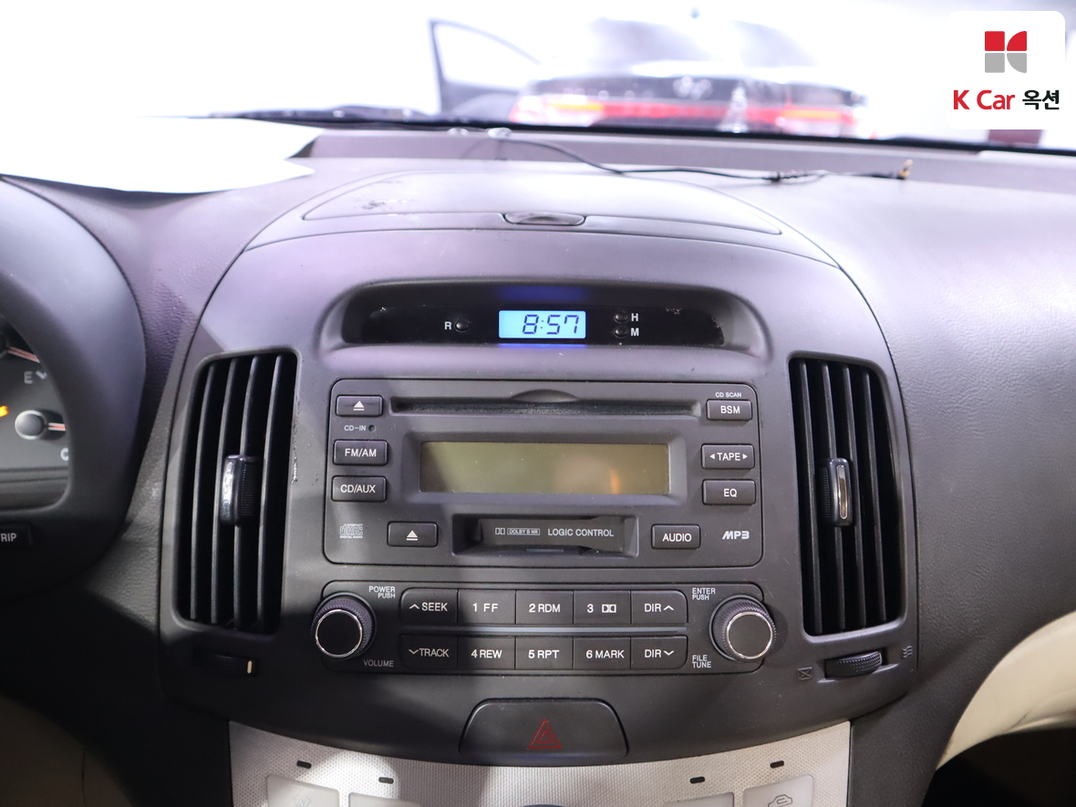 Hyundai Elantra 2007 - Image 14