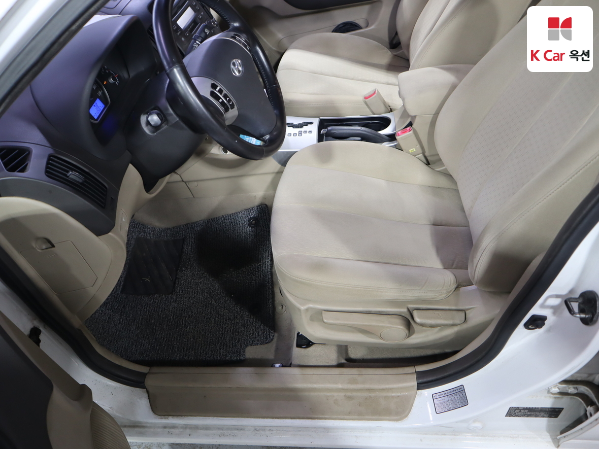 Hyundai Elantra 2007 - Image 17