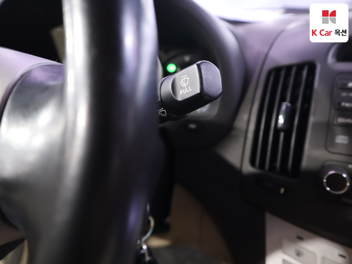 Hyundai Elantra 2007 - Image 11