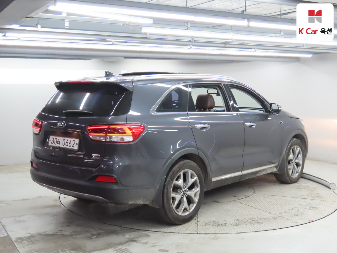 Kia Sorento 2016 - Image 2