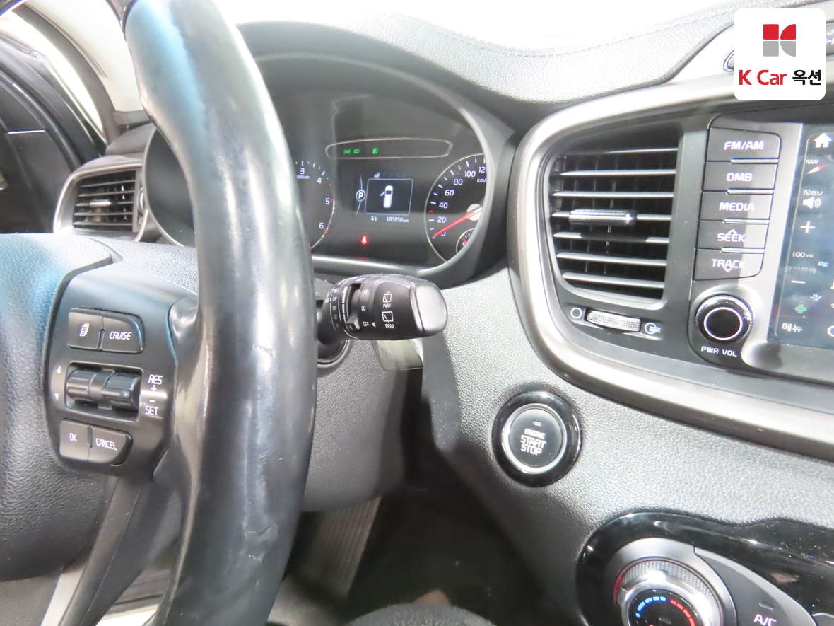 Kia Sorento 2016 - Image 11